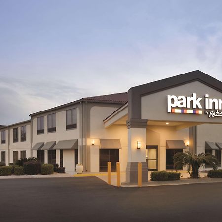 Park Inn By Radisson Albany Buitenkant foto