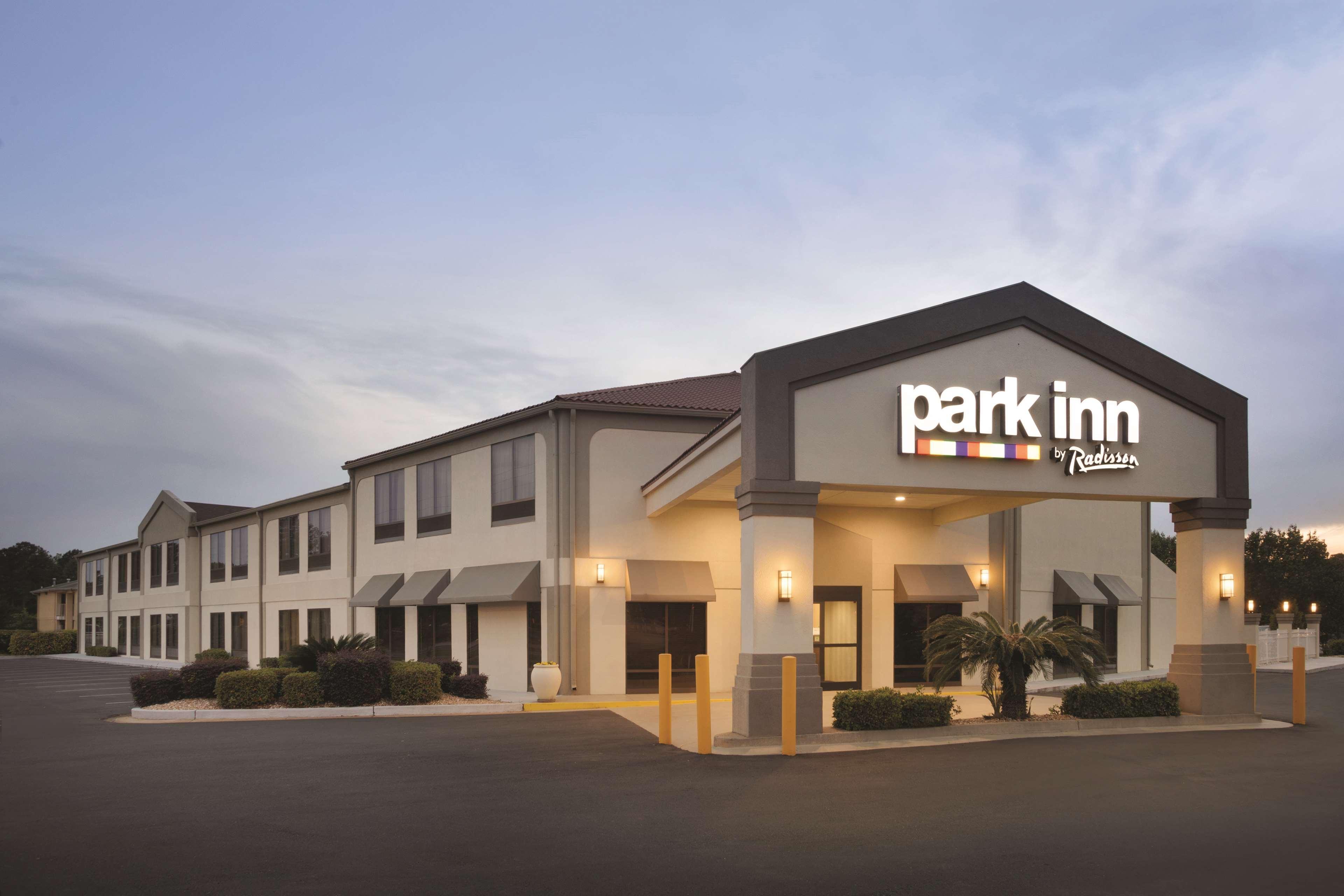 Park Inn By Radisson Albany Buitenkant foto