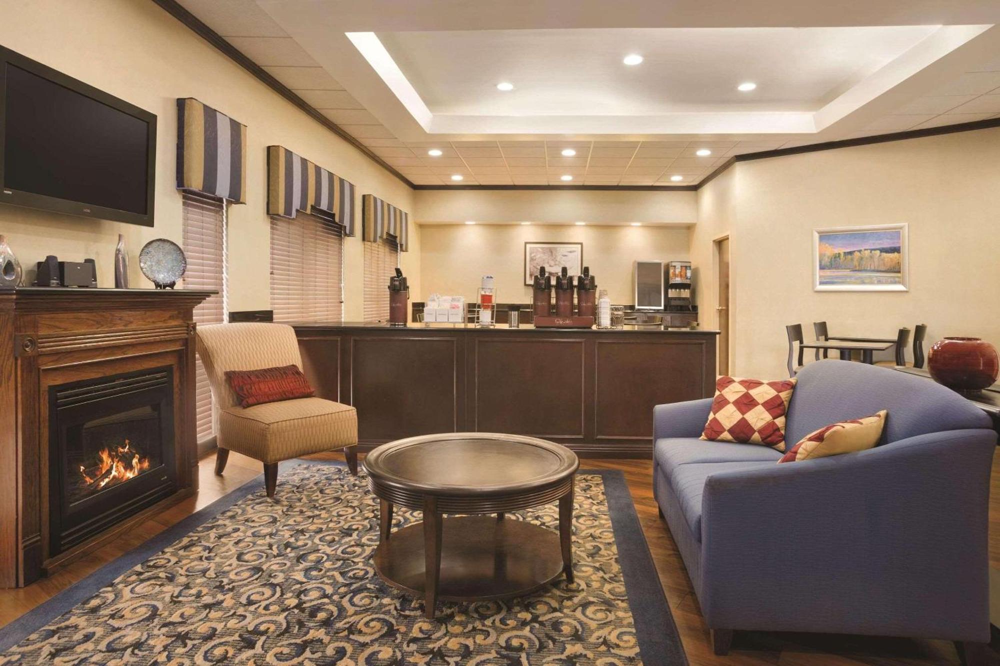 Park Inn By Radisson Albany Buitenkant foto