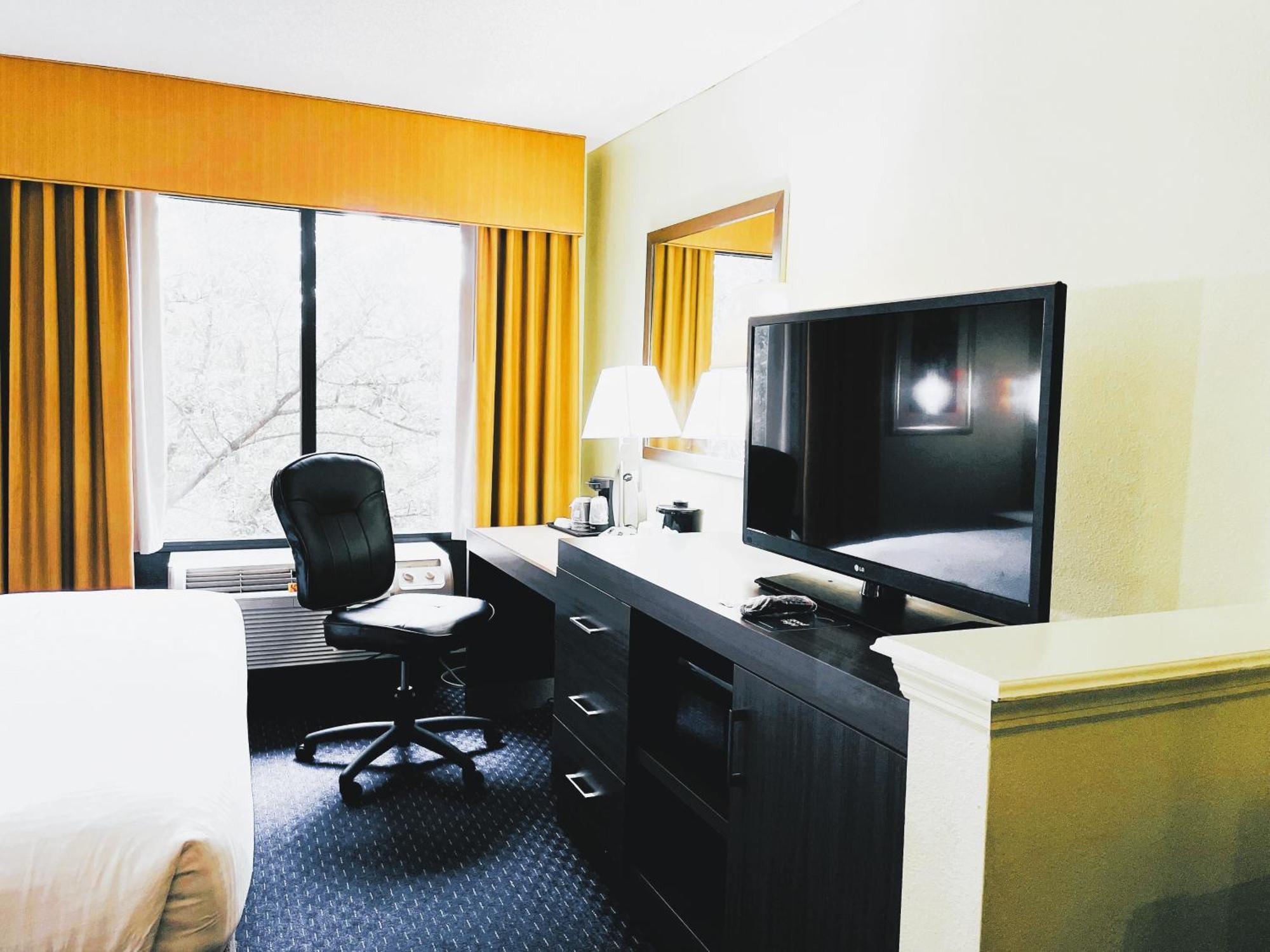 Park Inn By Radisson Albany Buitenkant foto