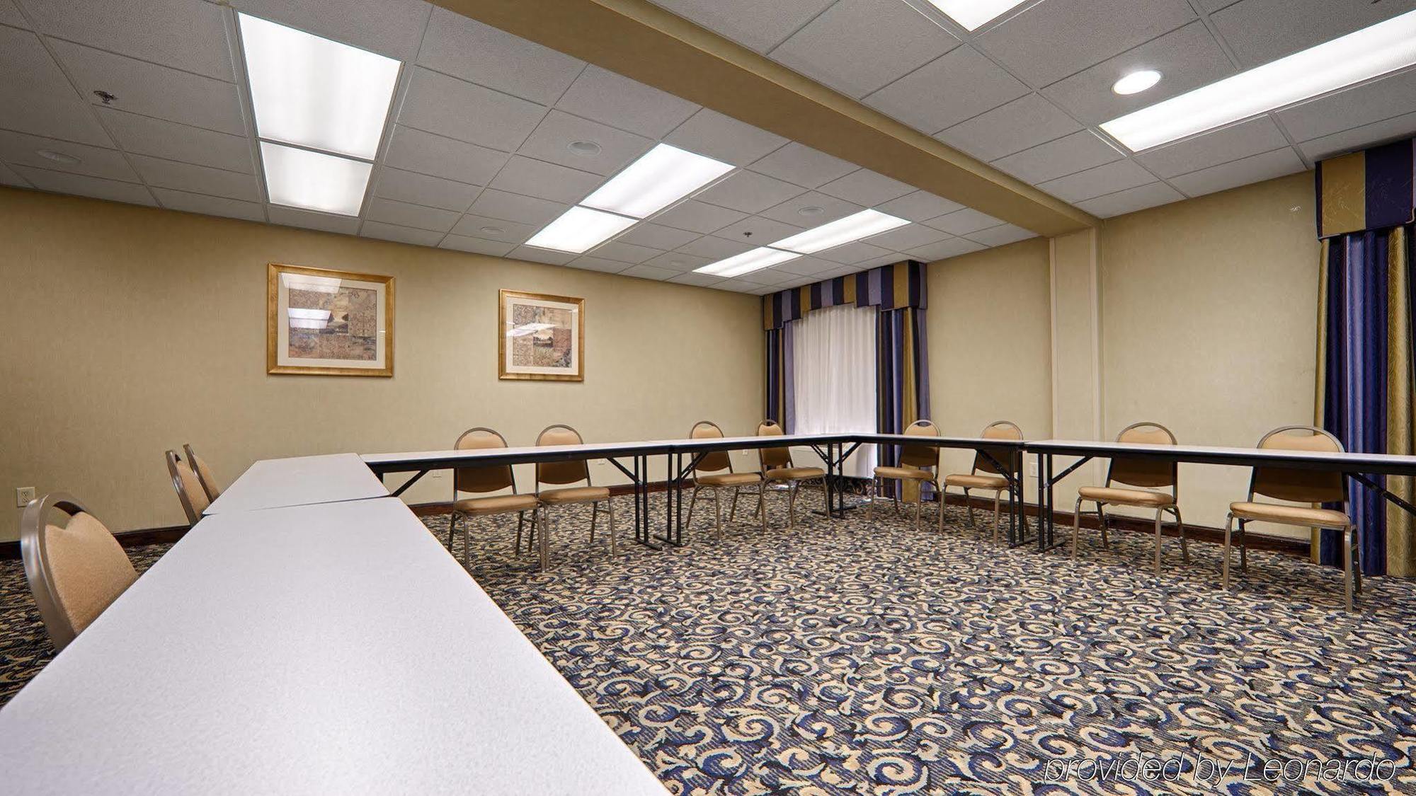 Park Inn By Radisson Albany Buitenkant foto